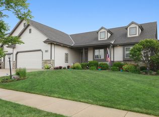 1723 38th Ct, Kenosha, WI 53144