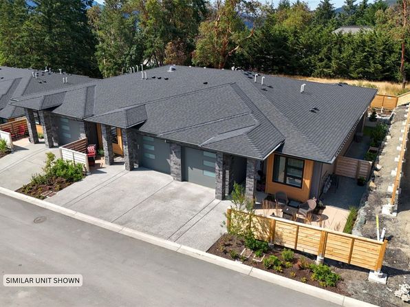 1234 Viewtop Rd #114, Duncan, BC V9L 5S7