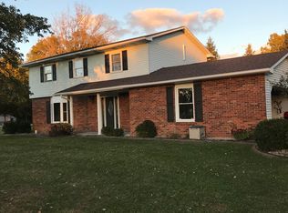 101 Dorhn Dr, Hicksville, OH 43526