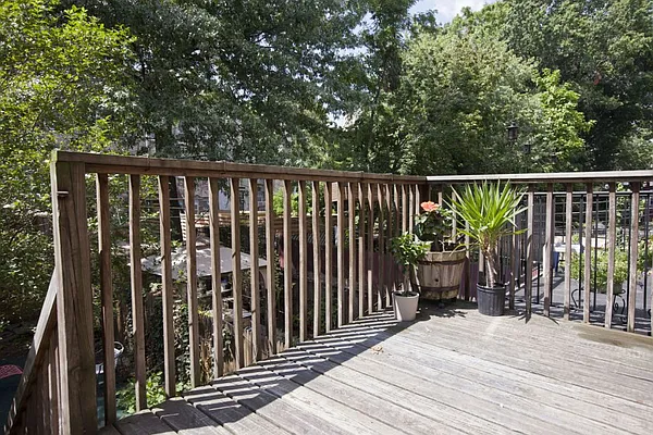 Sold by Skygroup Realty | media 31