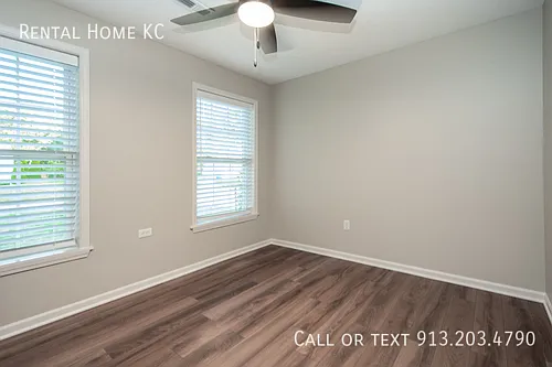 7620 Robinson St — Photo 17
