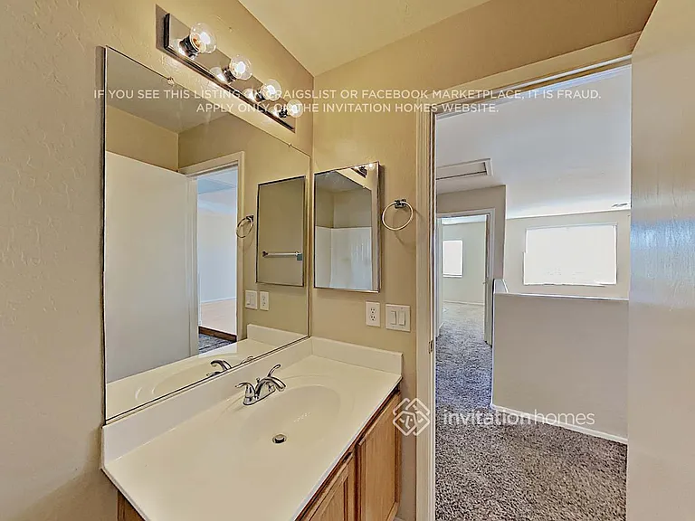 4434 N 111th Ln — Photo 14