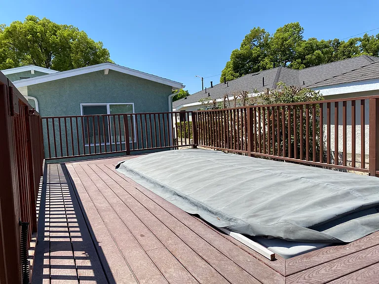 1712 N Lincoln St — Photo 14