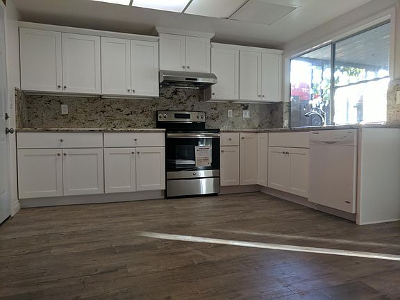2nd image of 40911 Valero Dr