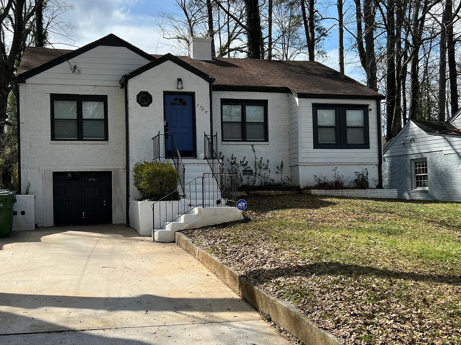3 bed, 1193 sqft, $2,700 — Photo 1