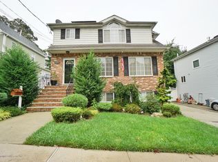 398 Kissel Ave, Staten Island, NY 10301