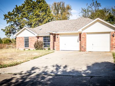 1884 Nottingham Dr, Kaufman, TX, 75142