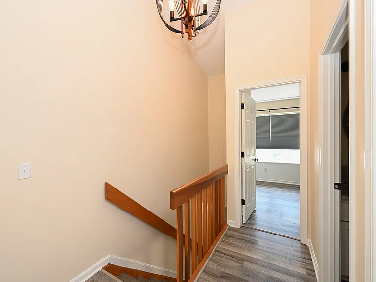655 Almas Ct — Photo 24