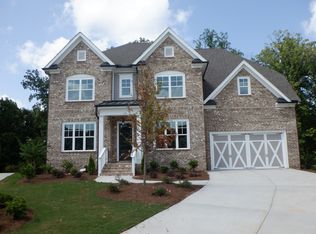 5255 Regency Point Dr, Suwanee, GA 30024