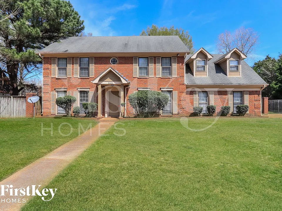 8688 Chimneyrock Blvd