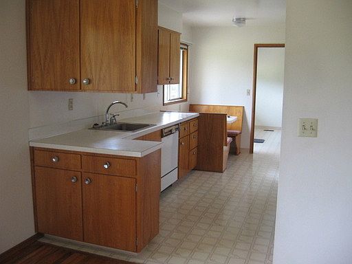 2nd image of 14047 SE Mill St
