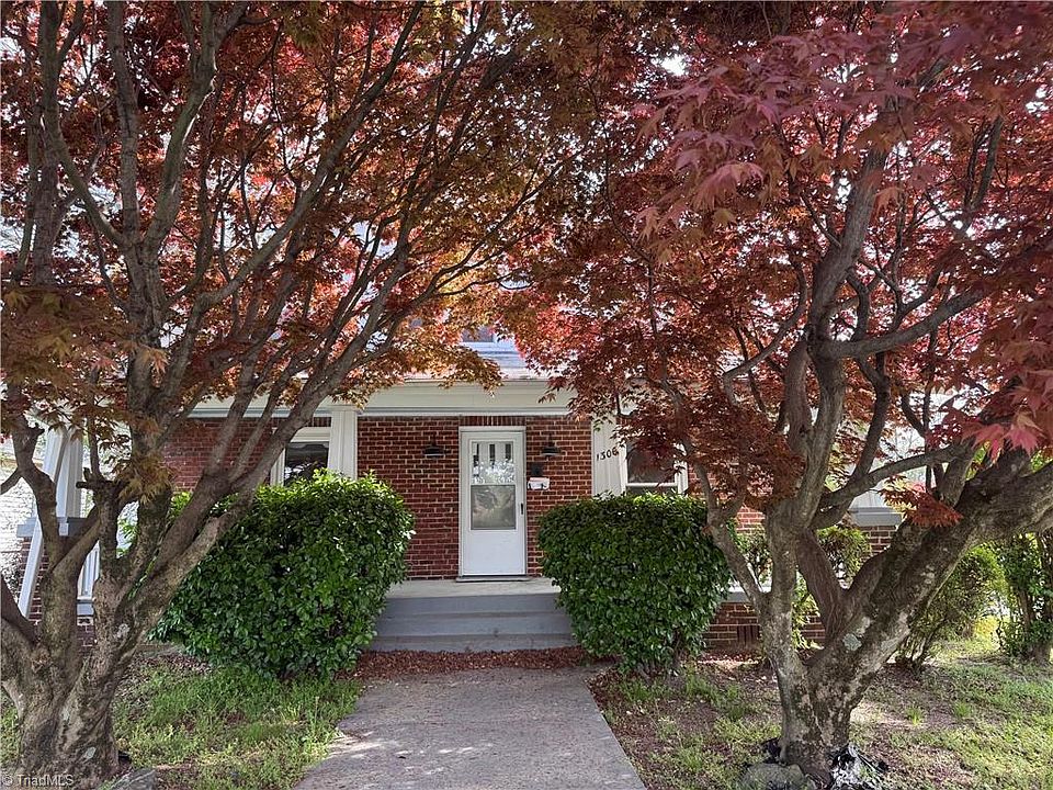 1st image of 1300 Sloan St