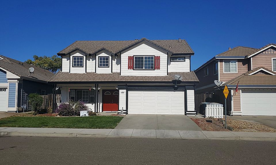 1st image of 265 Victoria Dr