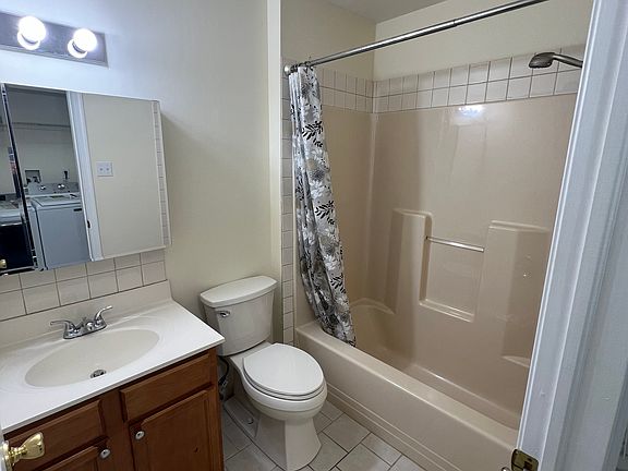 5th image of 9228-38 Blue Grass Rd APT 19