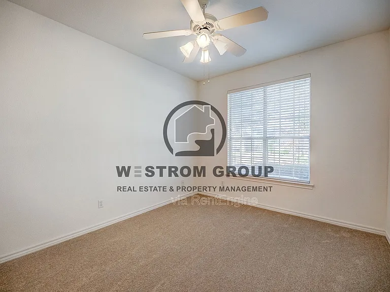 5855 Pecan Chase — Photo 18