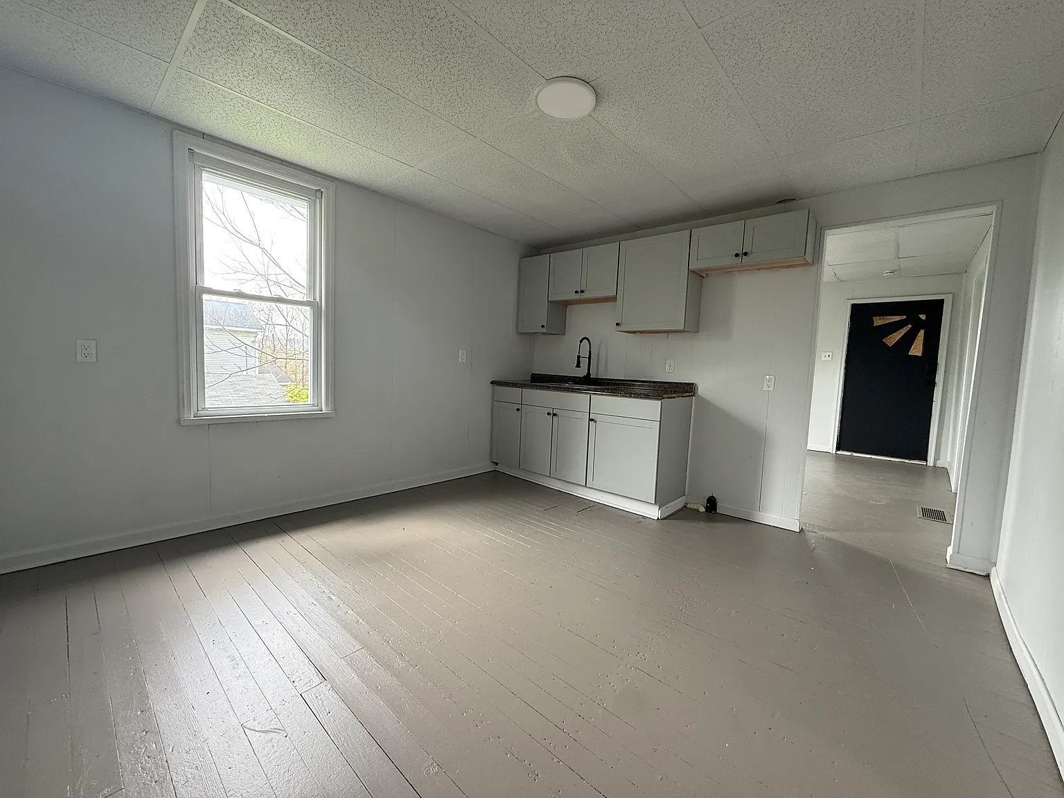 2487 Walnut St — Photo 2