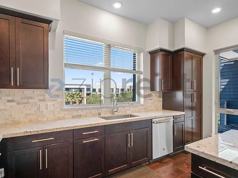 460 Montague Expy #40 — Photo 15