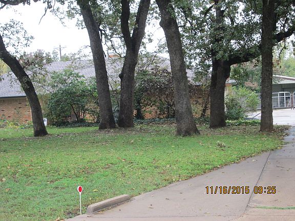 2nd image of 652 Donna Ct