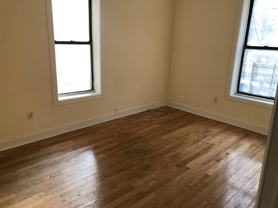 2nd image of 2504 Olinville Ave