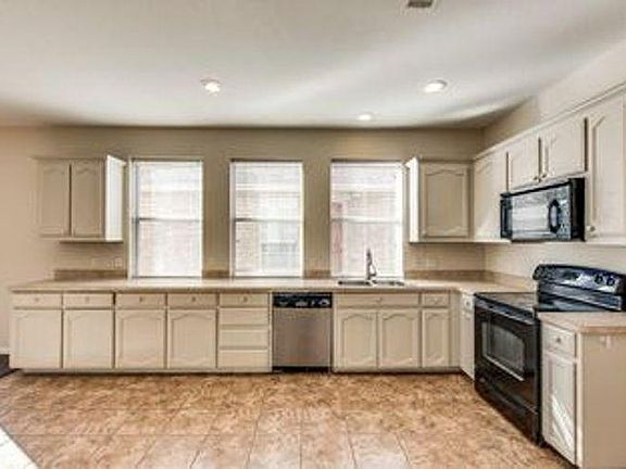 2nd image of 3156 Spotted Owl Dr