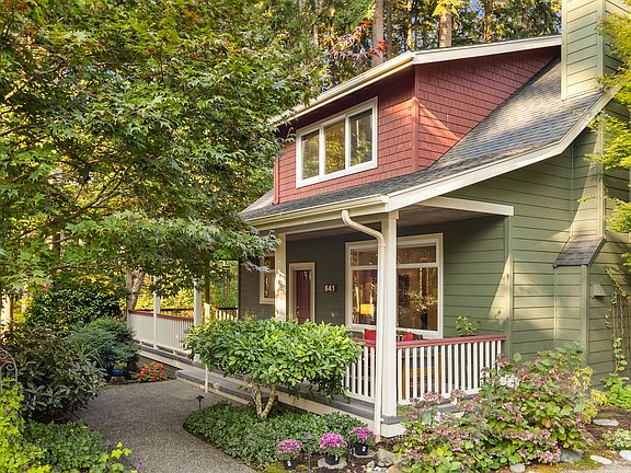 4th image of 641 Janelle Pl NW