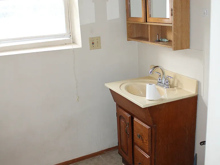209 S Orchard St — Photo 8