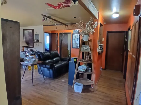 22119 Foss Rd NE, Poulsbo, WA 98370