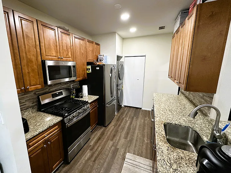 7311 Elm Ct — Photo 14