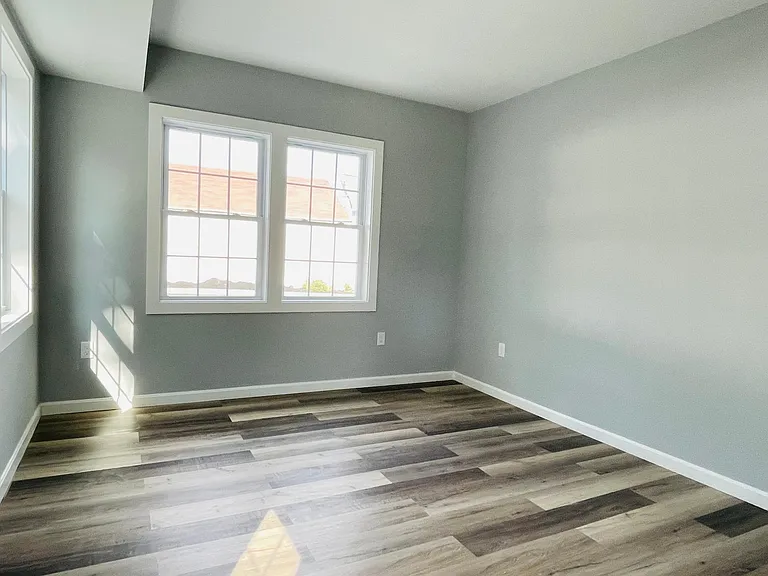 487 Lincoln St #6 — Photo 12