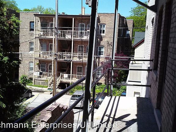 4th image of 2581 N Stowell Ave APT E