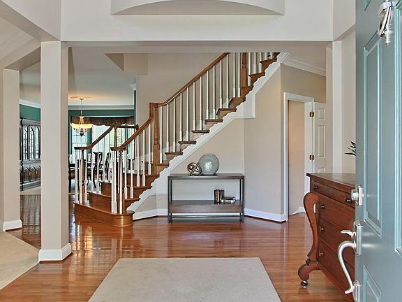 3rd image of 23078 Meriweather Ct