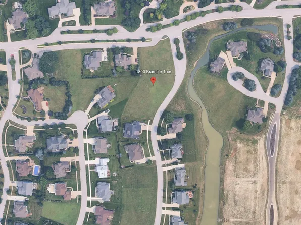 1800 Bramble Trce, Chesterton, IN 46304