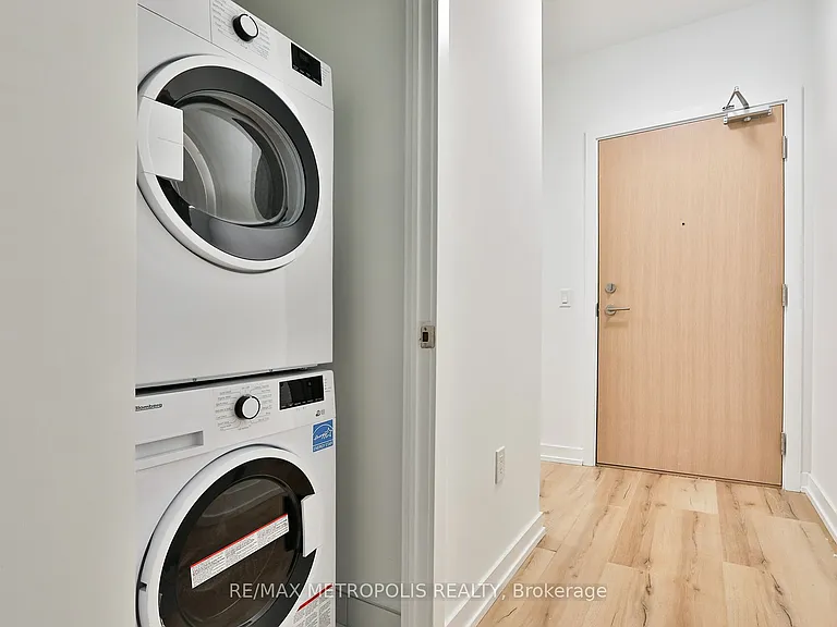 1195 The Queensway #412 — Photo 15