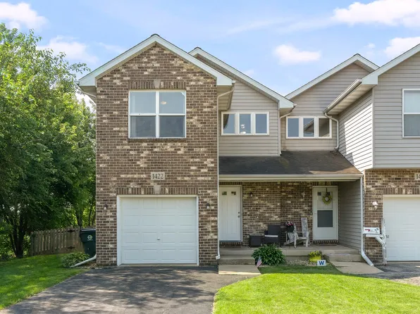 1422 E Arnold St, Sandwich, IL 60548