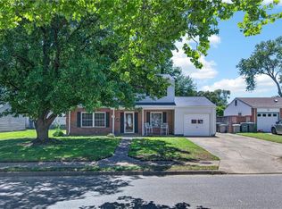 216 Deerfield Blvd, Hampton, VA 23666
