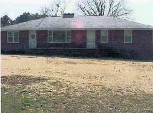 513 Bauskett St, Edgefield, SC 29824