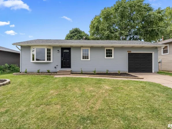 1016 Calvin St, Davenport, IA 52804