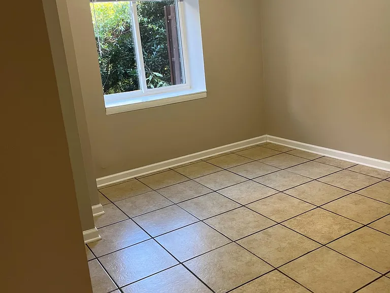 468 E Red Bud Rd — Photo 11