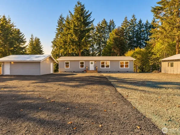 35 Packard Lane, Elma, WA 98541
