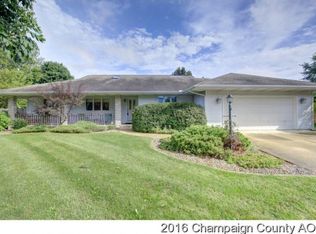 710 Vista Dr, Savoy, IL