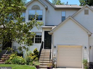 38 Woodstream Ct, Mantua, NJ 08051