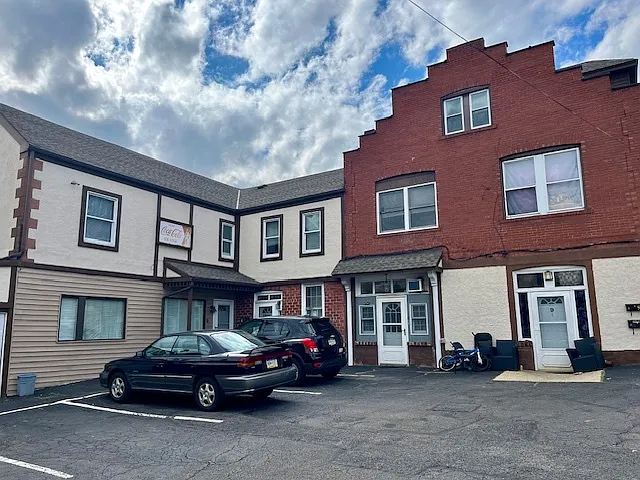 372 Washington Ave