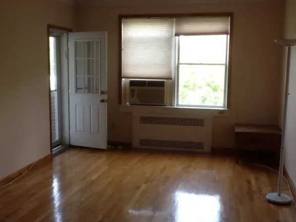 920 East 17th Street image 1 of 3