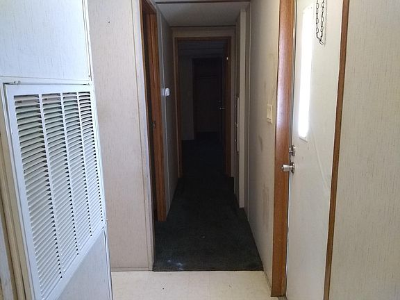 5th image of 533 Coleman Ave