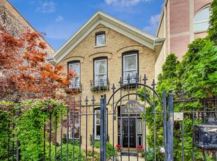 1428 N Elk Grove Ave, Chicago, IL