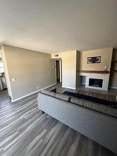 8622 Lemon Ave #6 Photo 1
