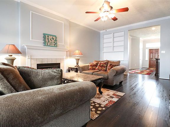 4th image of 4814 Stone Harbor Dr