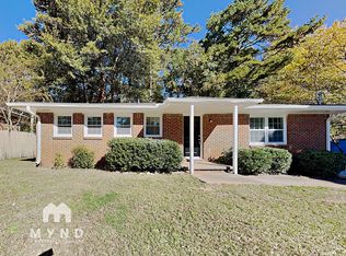 956 Boca Raton Dr, Forest Park, GA 30297