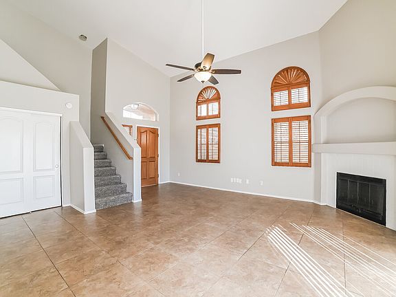 4th image of 4519 E Sandia St