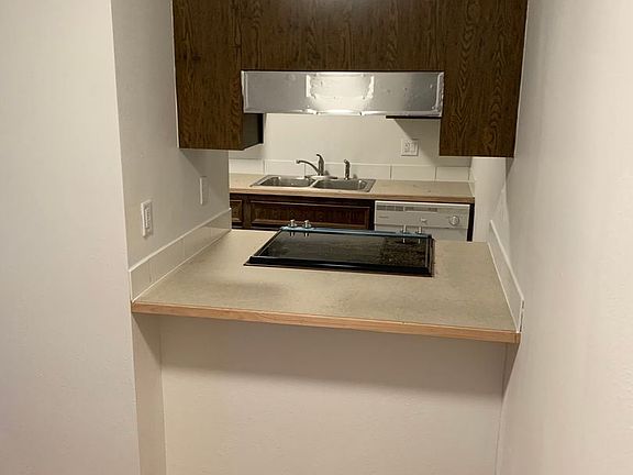3rd image of 2556 W Palouse St #10987853